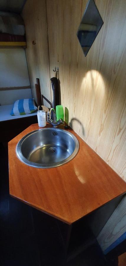 Intersail Hostel - Avontuur Amsterdam Dış mekan fotoğraf