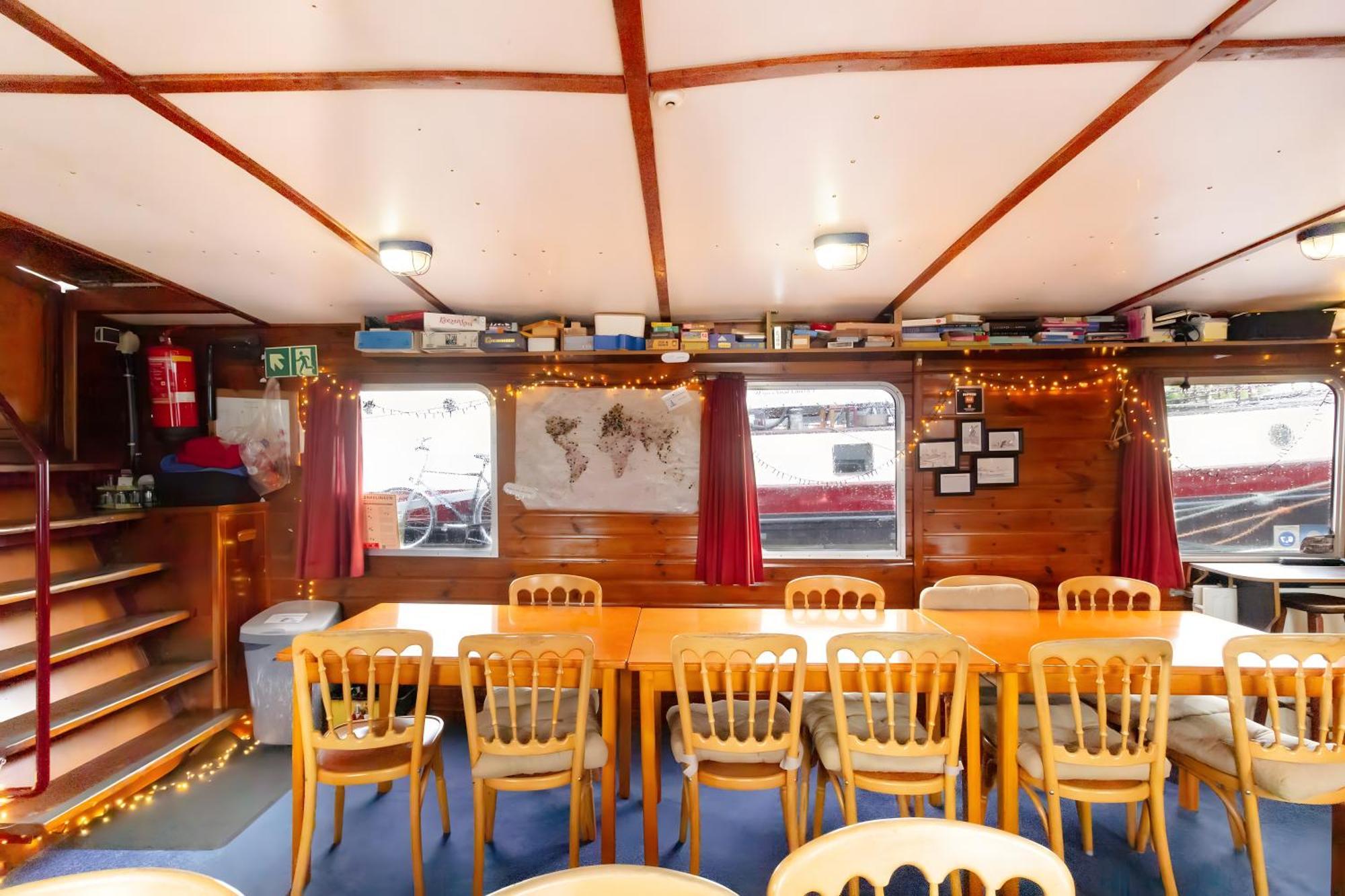 Intersail Hostel - Avontuur Amsterdam Dış mekan fotoğraf