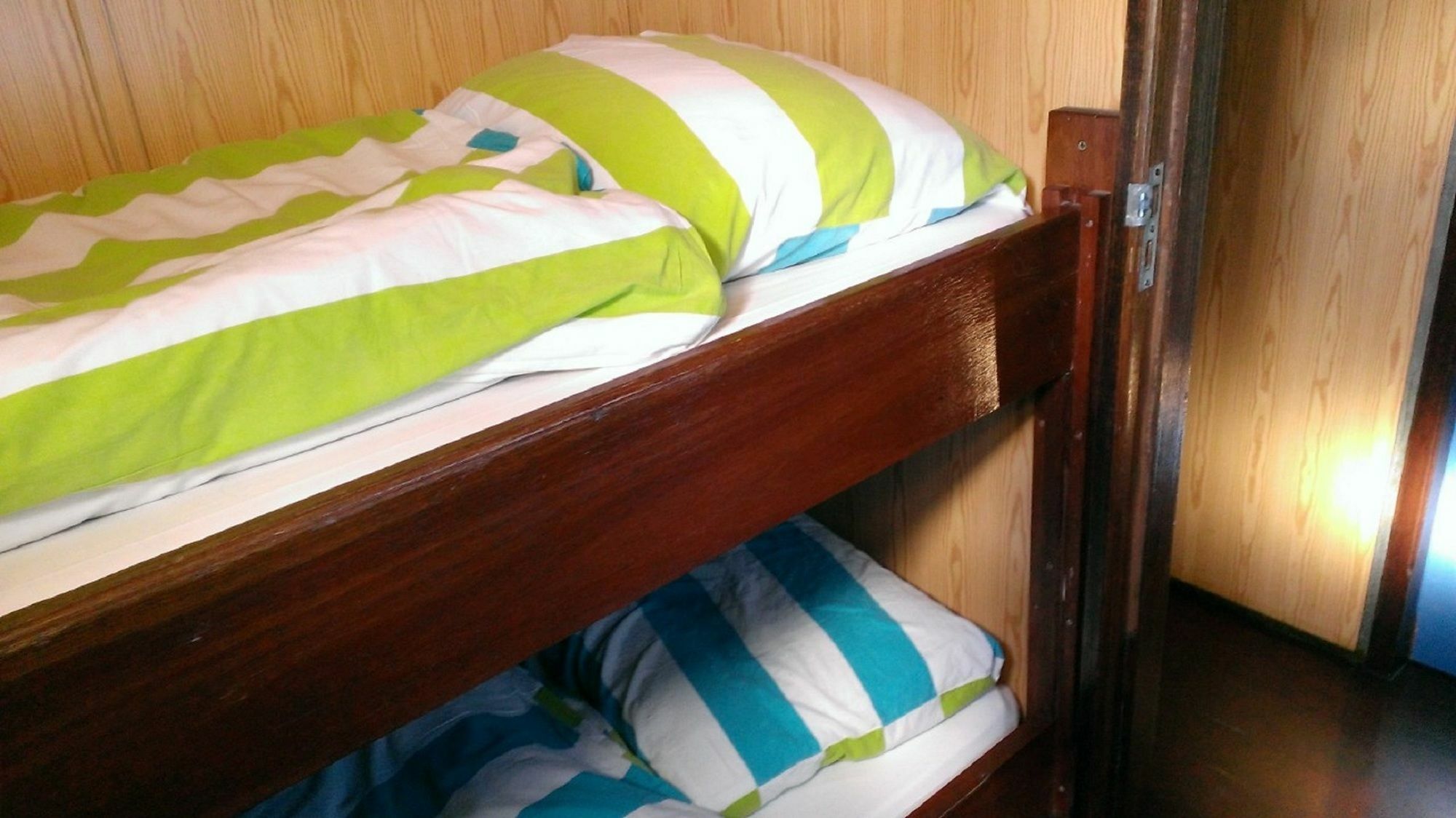 Intersail Hostel - Avontuur Amsterdam Dış mekan fotoğraf