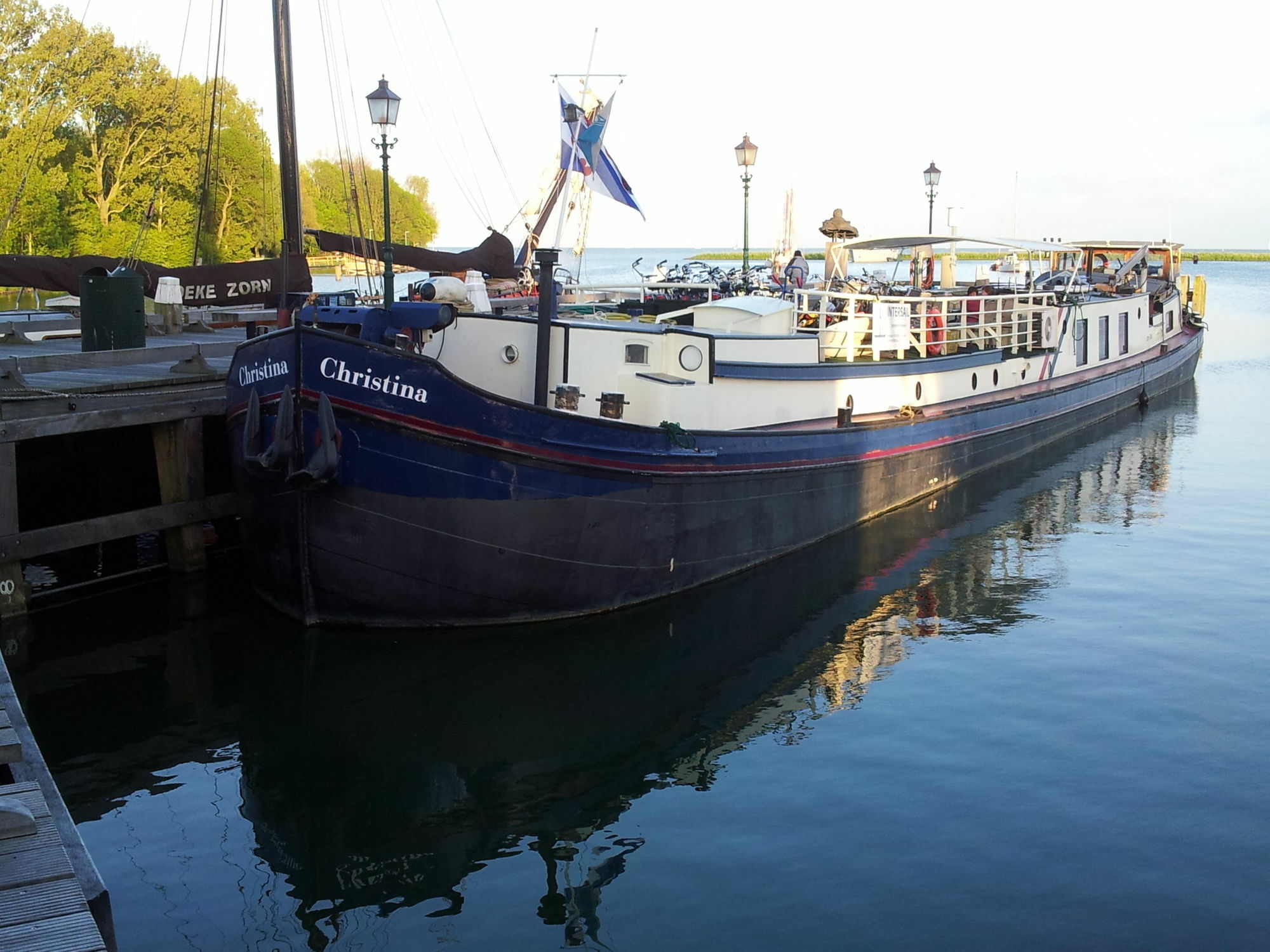 Intersail Hostel - Avontuur Amsterdam Dış mekan fotoğraf